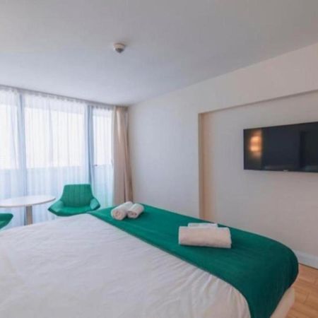 Apartments Orbi City Sea View Батуми Экстерьер фото