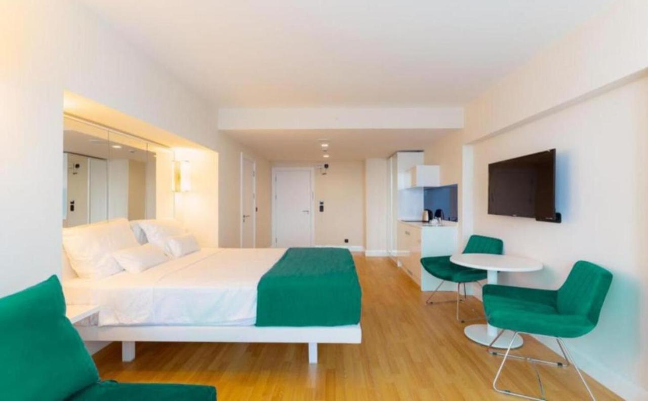 Apartments Orbi City Sea View Батуми Экстерьер фото